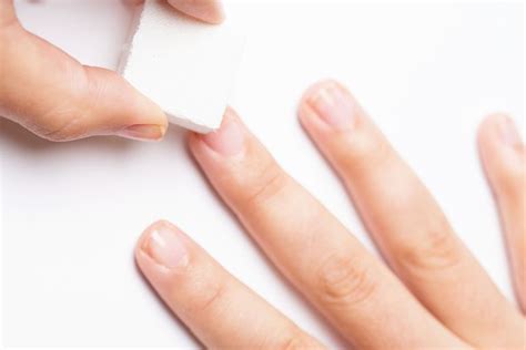 How To Fix A Broken Nail With A Tea Bag Nail Care Trick