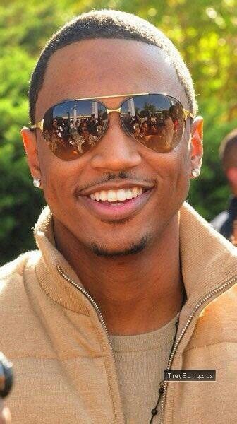 Trey Songz smile | Hip hop artists, Mirrored sunglasses men, Trey songz