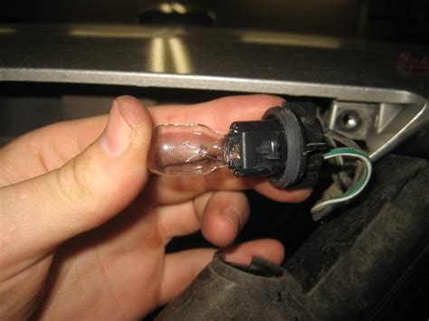 Honda Odyssey Third Brake Light Bulb Replacement Guide