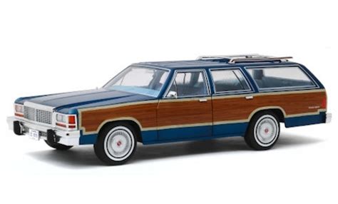 Modellautos Ford LTD 1 18 Greenlight Crown Victoria Wagon NYPD New