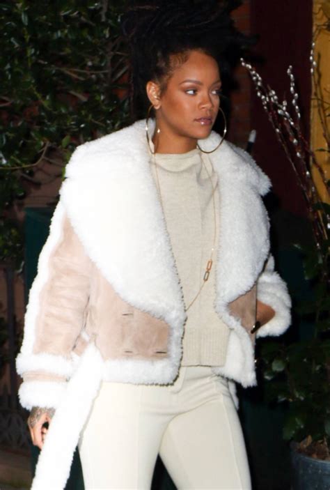 Rihanna Sports Oversize Trench Coat And Top Knot In Nyc Artofit