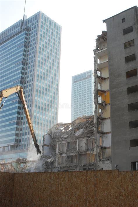 Demolition of Old Buildings in the Center of Warsaw Stock Photo - Image ...
