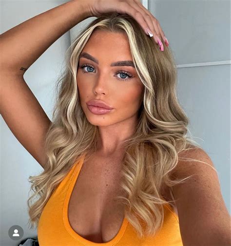 Pin By Olivia Halloran On Cali Hair Styles Long Hair Styles Blonde Hair