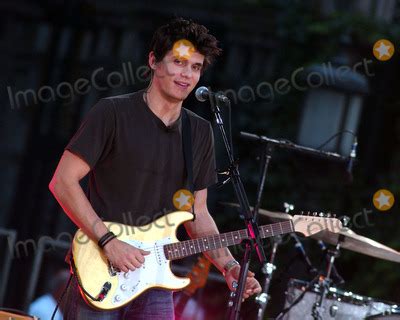 Photos And Pictures Recording Artists John Mayer And Eric Clapton