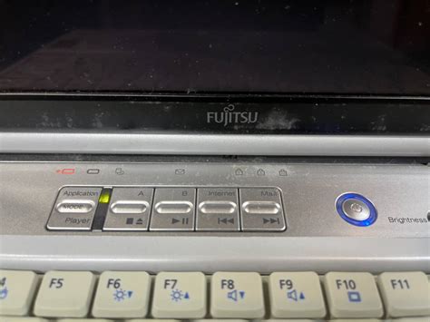 Letao Fujitsu Z Fmv Biblo Nb J