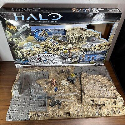 Halo Mega Bloks Battlescape Set 96837 Incomplete W Figures Baseplate