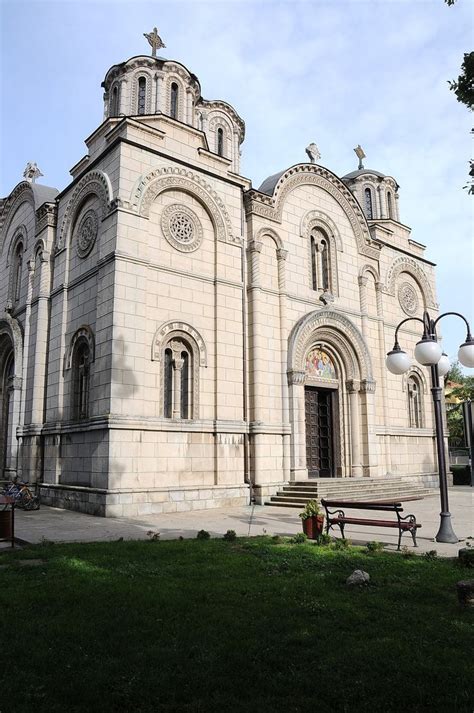 An Official Royal Visit To Leskovac - Visiting Odzaklija church ...