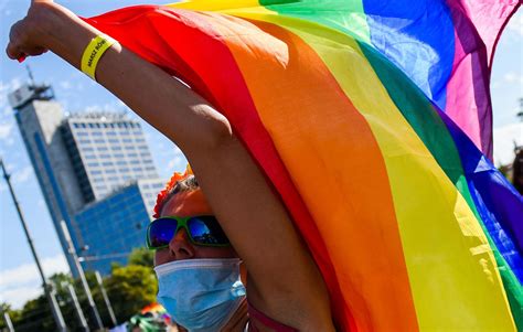 Paris La Marche Des Fiertés Demande Un Lieu Pour Les Archives Lgbt