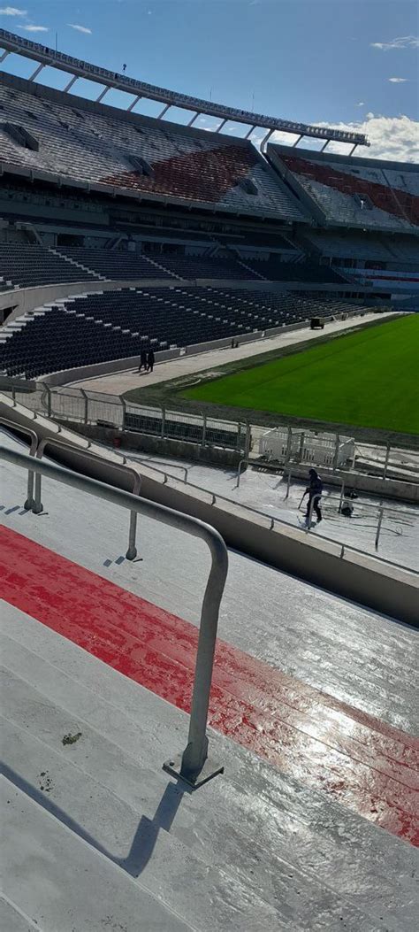 Obras On Twitter Las Butacas Blancas Y Rojas De La Bandera En La