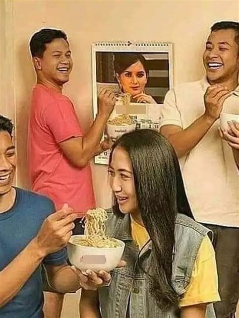 Momen Absurd Makan Bareng Keluarga Ini Bikin Tepuk Jidat Kocak Hot