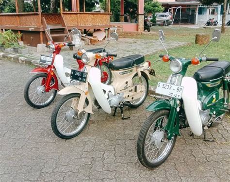 Harga Motor Klasik Honda C Melambung Tinggi Ini Faktor Penyebabnya