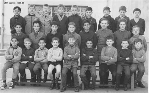 Photo De Classe CE1 M CHATAIN De 1966 ECOLE JASMIN Copains D Avant