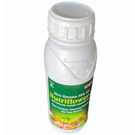 White Bio Tech Grade Nutriflower L Plant Stimulant Bottle Packaging