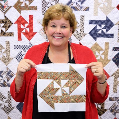 Learn To Make The Disappearing Pinwheel Arrow Quilt With Jenny Doan