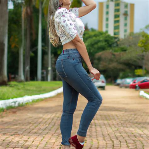 7 Ideias De Looks Incríveis Com Calça Skinny Jeans Para Você Arrasar