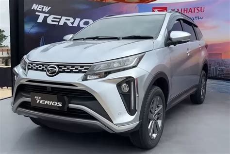 Rp200 Jutaan Ini Daftar Harga Toyota Rush Daihatsu Terios Hyundai