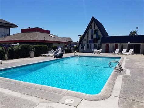 Economy Inn Fresno Rooms / Amenities - Economy Inn Fresno