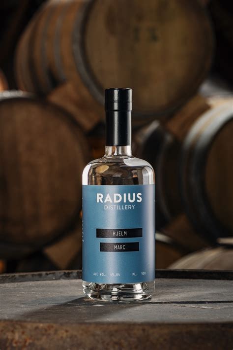 Hjelm Marc Radius Distillery