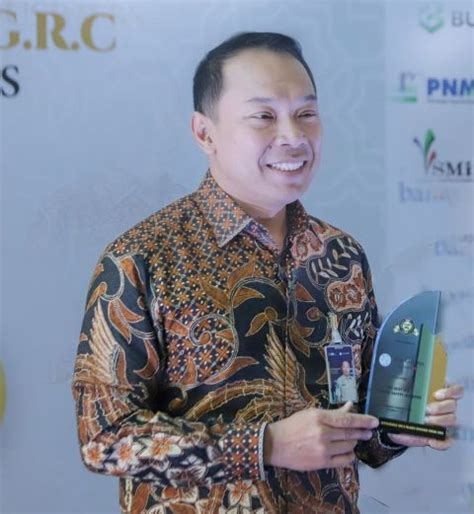 Jasa Raharja Raih Dua Penghargaan Di Ajang Infobank 12th Sharia Award 2023