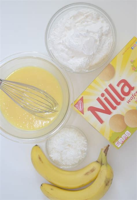 No Bake Mini Coconut Banana Cream Pies Building Our Story