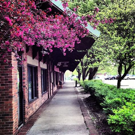 Spring Athens Ohio Athens Ohio Athens College Town