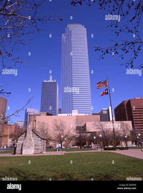 Dealy plaza, dallas hi-res stock photography and images - Alamy