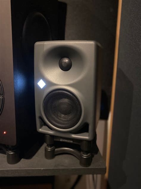 Neumann KH 80 DSP Powered Studio Monitor KH80 Audio Soundbars