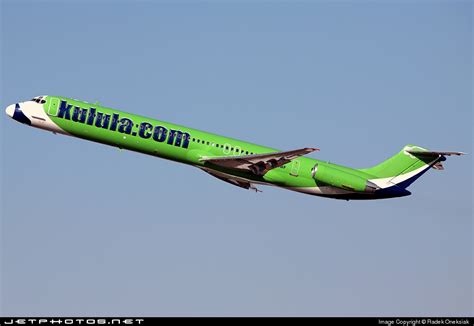 ZS OBF McDonnell Douglas MD 82 Kulula Radek Oneksiak JetPhotos