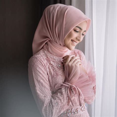 Model Kebaya Hijab Modern Untuk Acara Pernikahan Simpel Dan Stylish