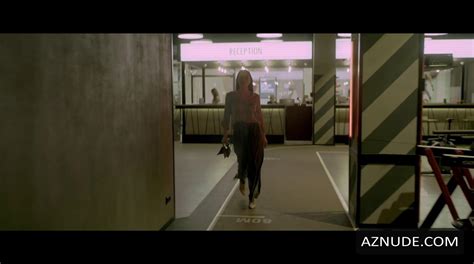 BODYBUILDER NUDE SCENES AZNude