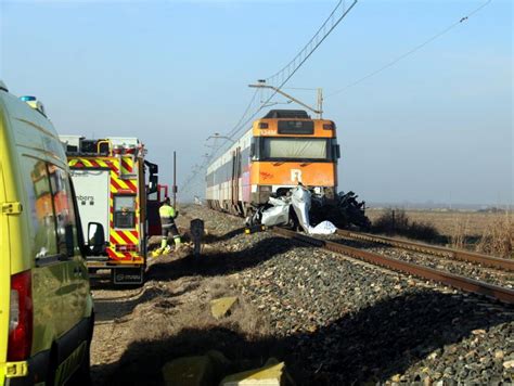 Accident Mortal En El Xoc Dun Cotxe Amb Un Tren A Fondarella