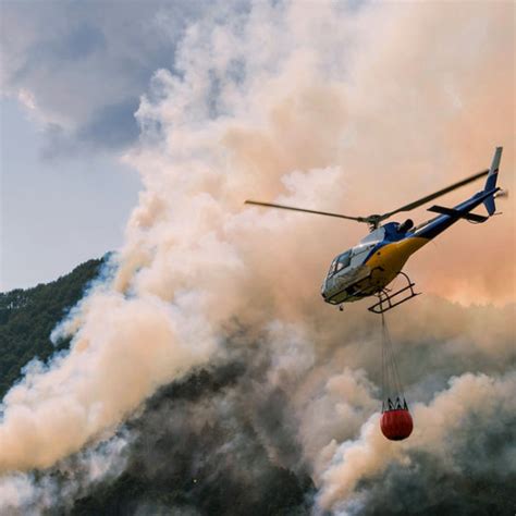 Aerial_firefighting_with_helicopter - Singularity Hub