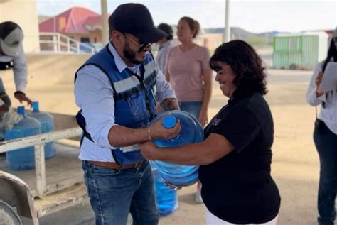 Entrega La Jmas De Ojinaga Apoyos A La Comunidad De La Paz De Mexico En