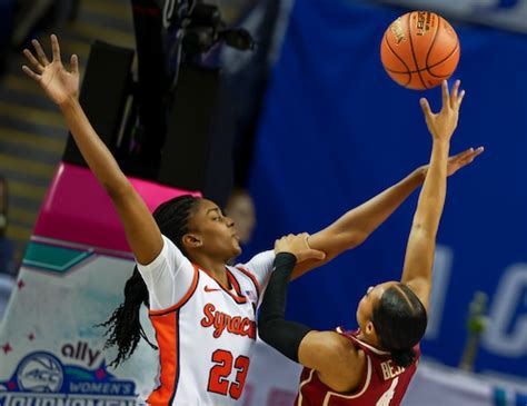 Syracuse Basketball Women Remain In The Ap Top 25 Despite Loss In Acc