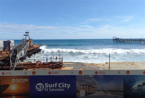 Muelle En El Puerto De La Libertad Estar Listo En Comercio