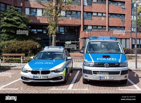 Polizei Motorkreuzer Fotos Und Bildmaterial In Hoher Aufl Sung Alamy