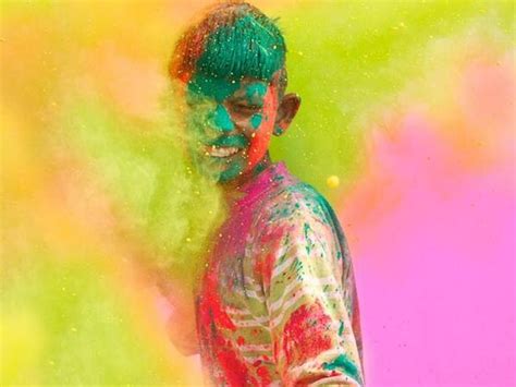 Holi 2022 How To Protect Your Eyes During The Festival Of Colours