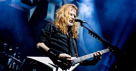 Covid Dave Mustaine Interrompe Un Concerto E Fa Polemica Su Mascherine