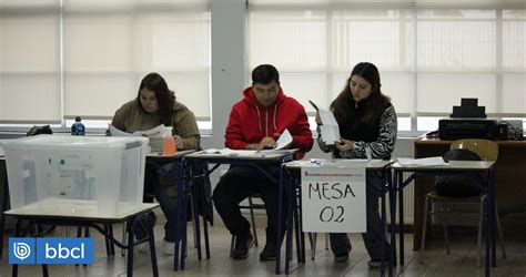 Servel informa que el 100 de las mesas de votación ya están instaladas