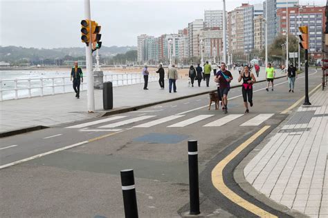 Fotos Así se ve el cascayu en el Muro de Gijón El Comercio Diario