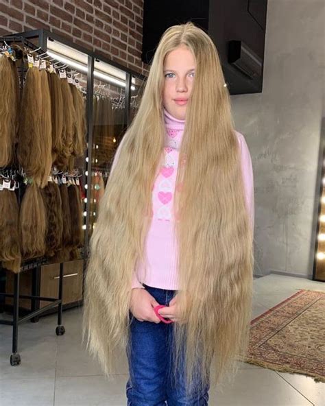 Pin on Μόδα Really long hair Extremely long hair Super long hair