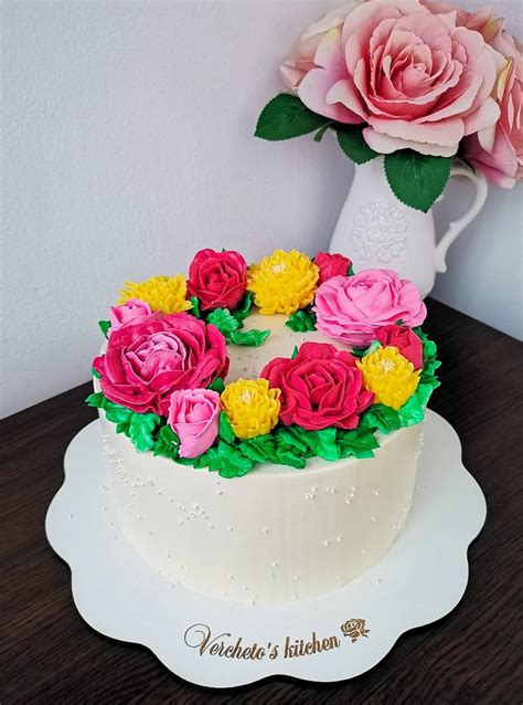 Flower Bouquet Cake Decorated Cake By Vyara Blagoeva Cakesdecor