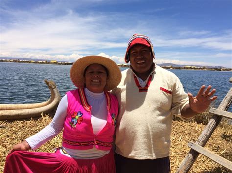 Zu Gast Bei Den Uros Auf Den Schwimmenden Schilfinseln Im Titicacasee