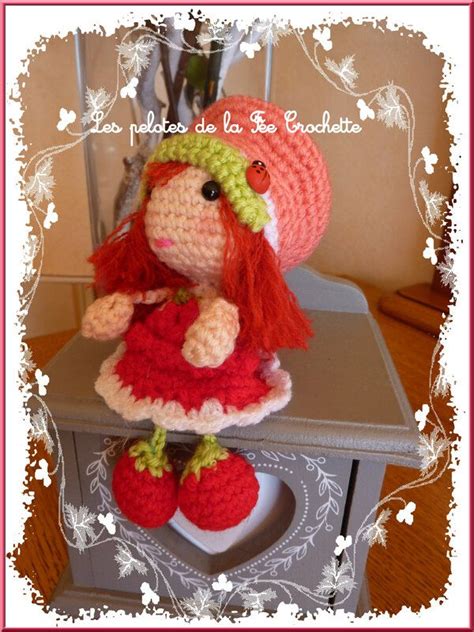 Charlotte aux Fraises les pelotes de la Fée Crochette Fraise