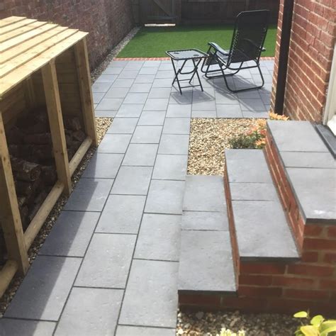 Bradstone Aged Riven Dark Grey Eco Concrete Paving Slab 450 X 300 X