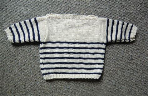 Pull Marin Tricot Main Taille Mois En Pull Tricot Bebe Modele