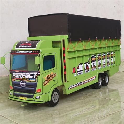 Jual Miniatur Mobil Truk Tronton Oleng Kayu Hino Mobilan Mainan Anak