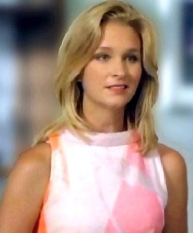 New Hot Sexy Beauty Reagan Pasternak Photo Pic