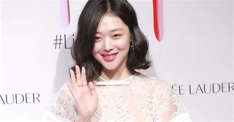 How Did Sulli Die Police Say K Pop Star Died In Suspected Suicide