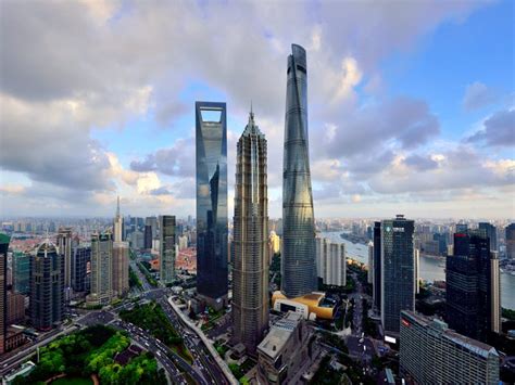 The 3 Iconic Skyscrapers That Form a Supertall Cluster in Shanghai - Business Insider